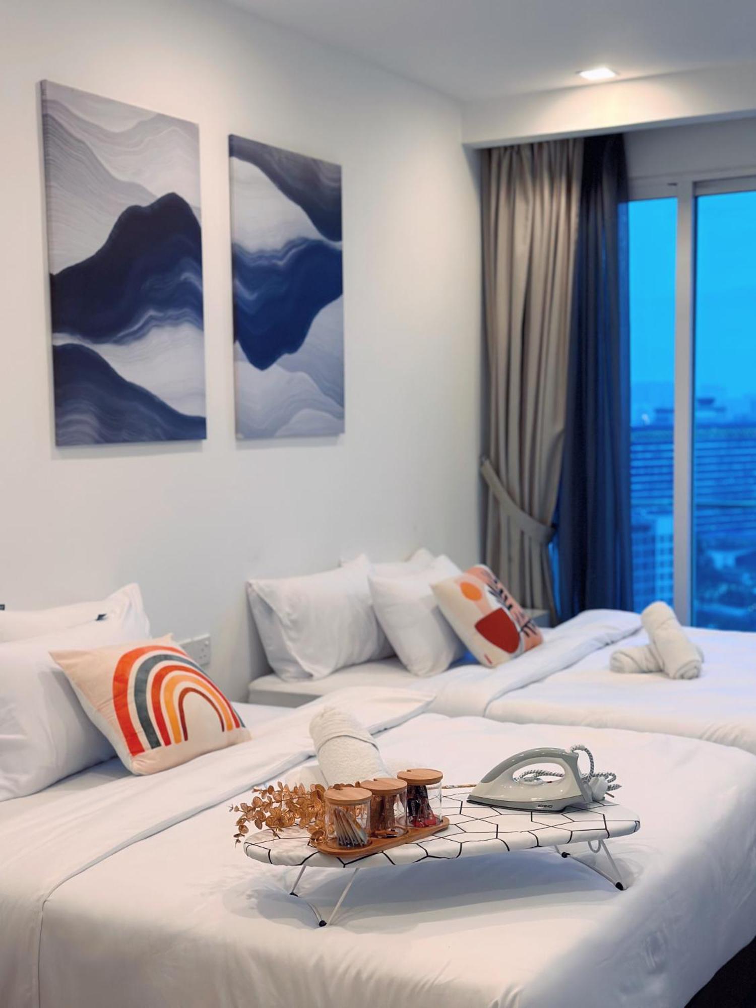 Lux Suites Kl City Pavilion Bukit Bintang With Infinity Pool 쿠알라룸푸르 외부 사진